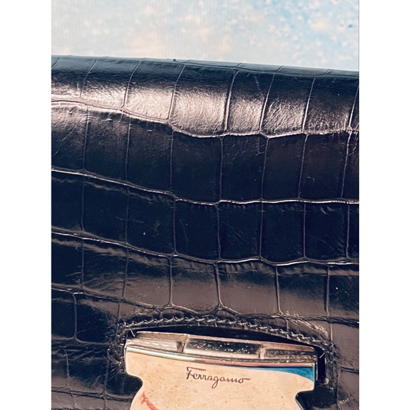 Women's Salvatore Ferragamo Vintage Black Leather Shoulder Bag EUC - Picture 3 of 16